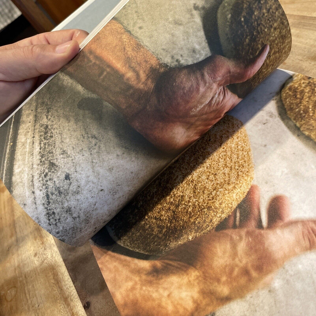 Breaking Bread : A Baker's Journey Home in 75 Recipes by Martin Philip (2017,...