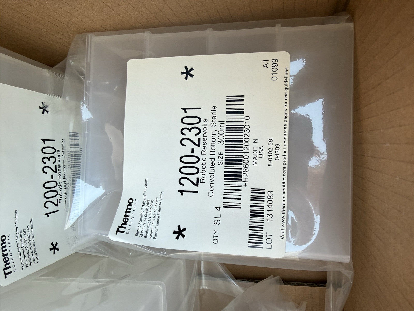 THERMO ROBOTIC RESERVOIRS FLAT BOTTOM 300ml 1200-1300, NEW One Box