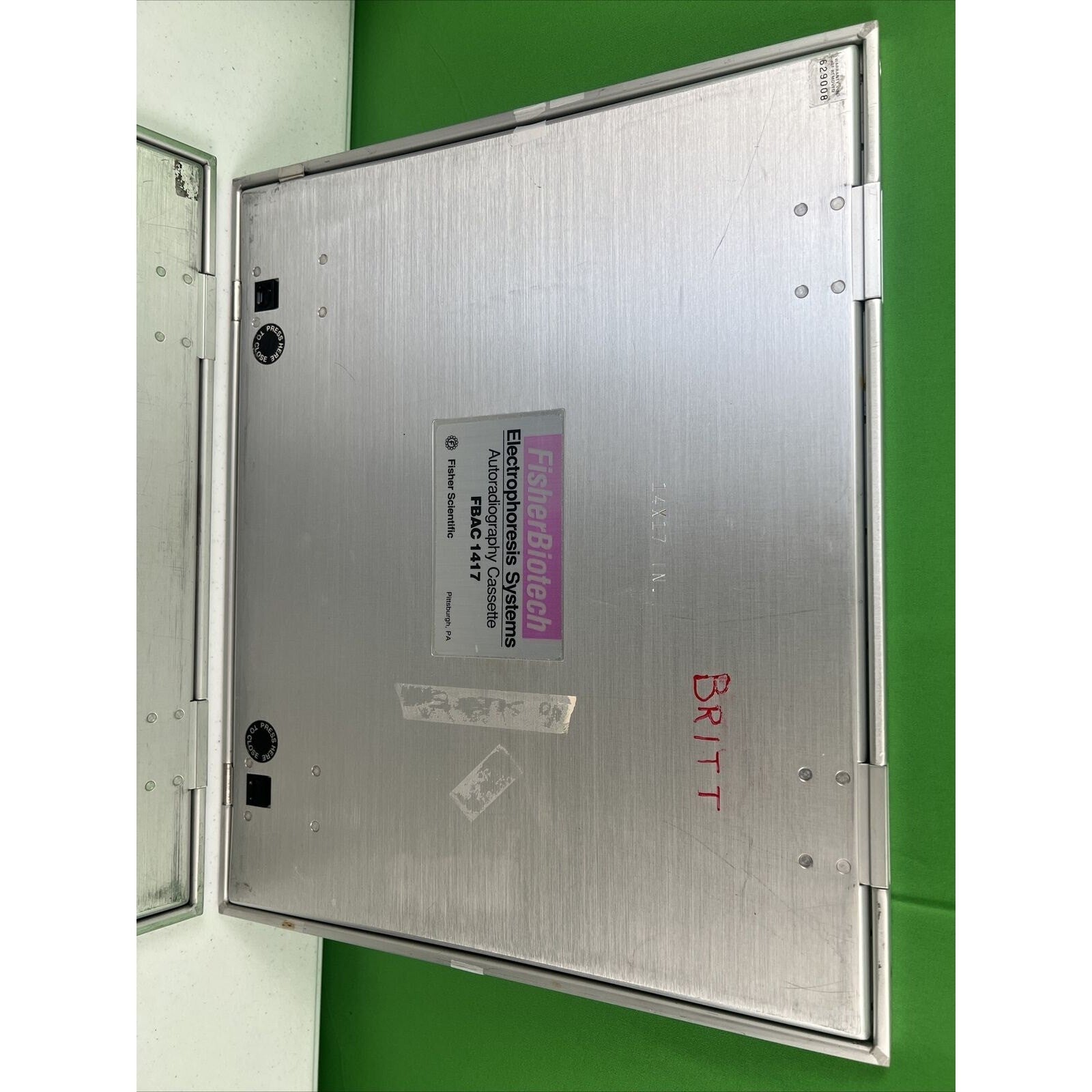 2 Units Fisher Scientific FBAC 1417 Autoradiography Cassette Electrophoresis