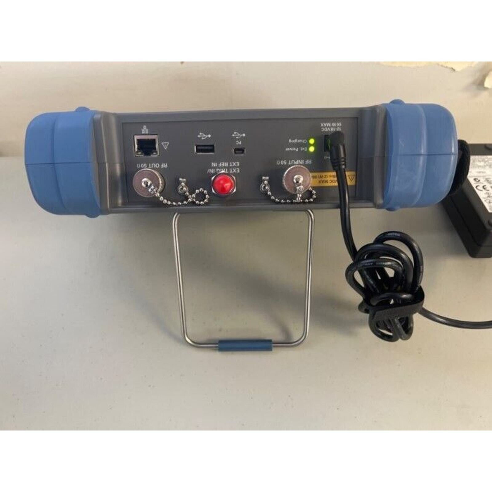 Agilent Technologies N9340A 100kHz- 3.0GHx Handheld Spectrum Analyzer
