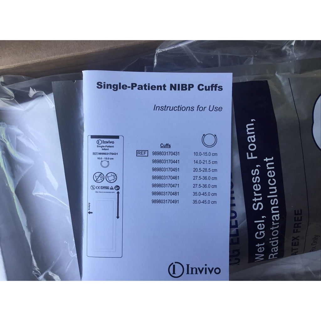 9898031790481 EXPRESSION MR PATIENT CARE - LARGE ADULT 35-45 Cm CUFFS