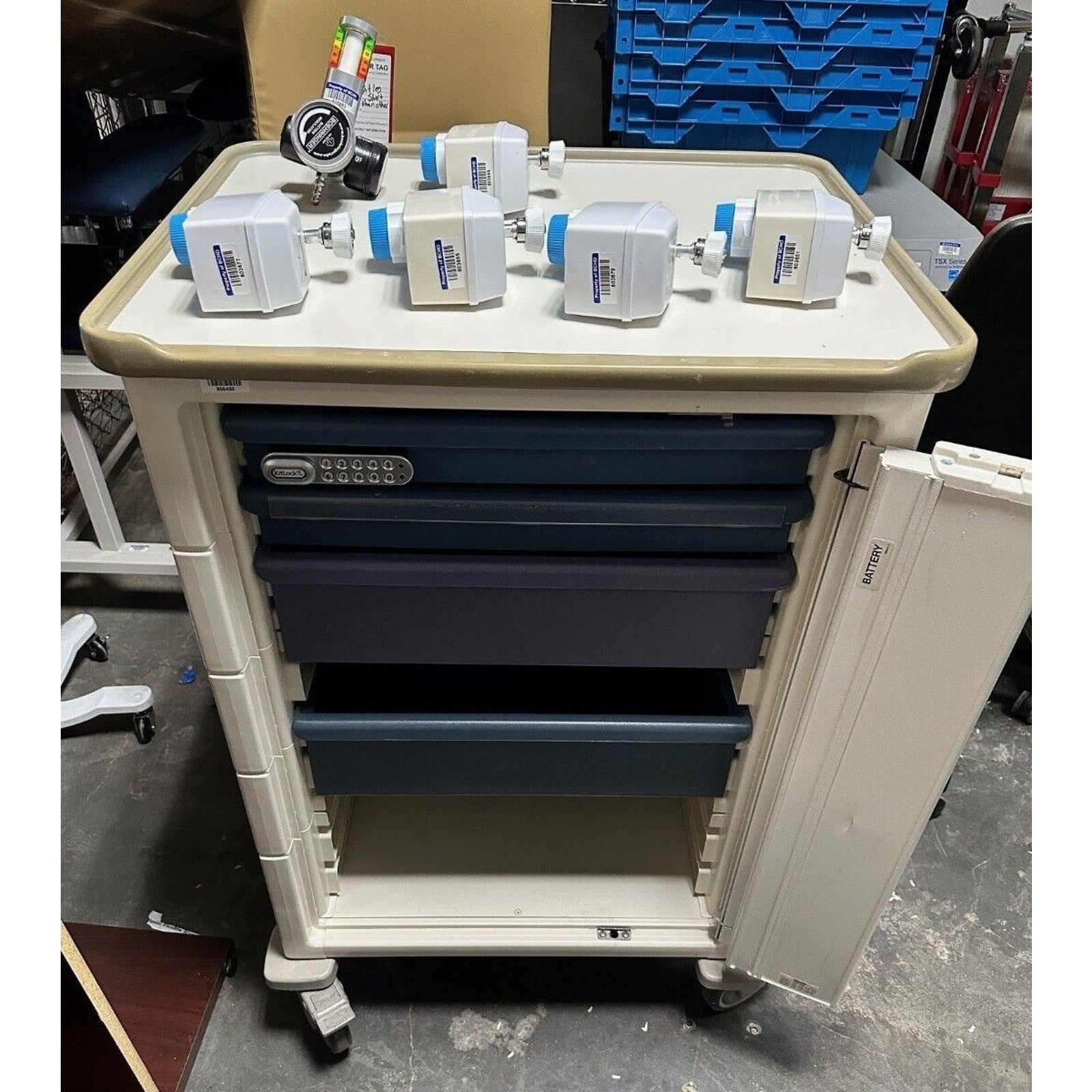 HERMAN MILLER HEALTHCARE MEDICAL EMERGENCY CART 303075
