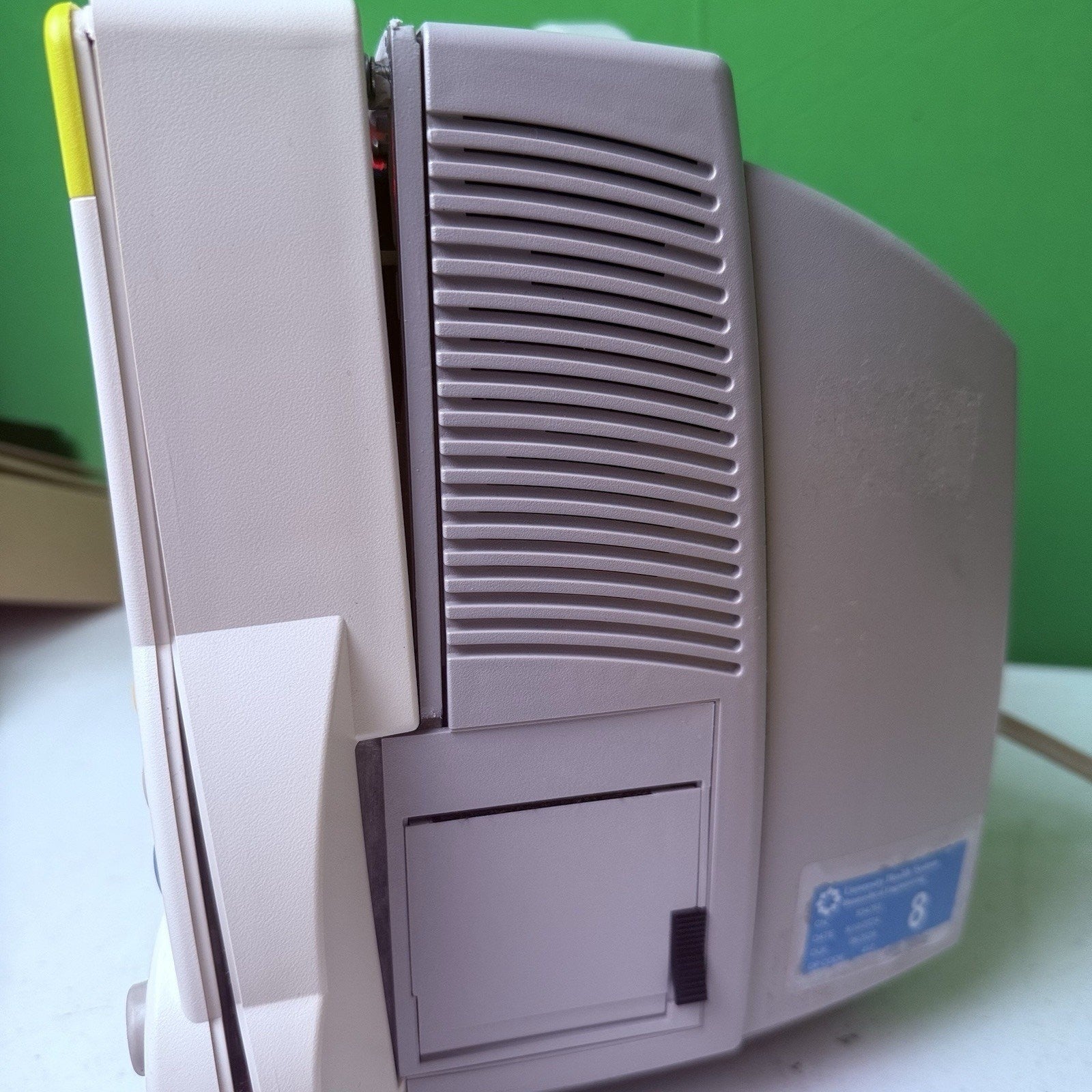 PHILIPS MP30 INTELLIVUE PATIENT MONITOR For Parts