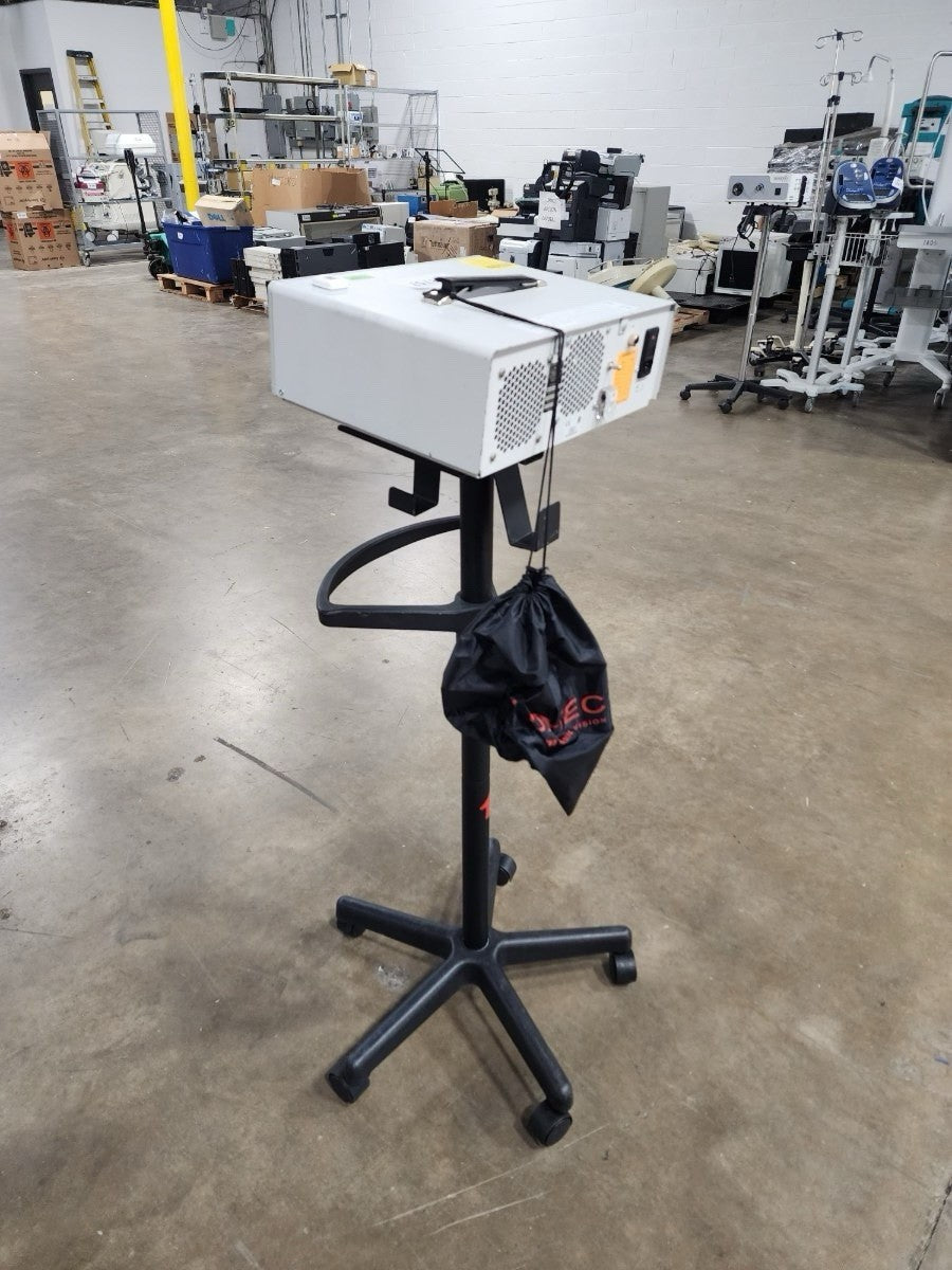 LUXTEC 9300XSP XENON LIGHT SOURCE W/ Stand