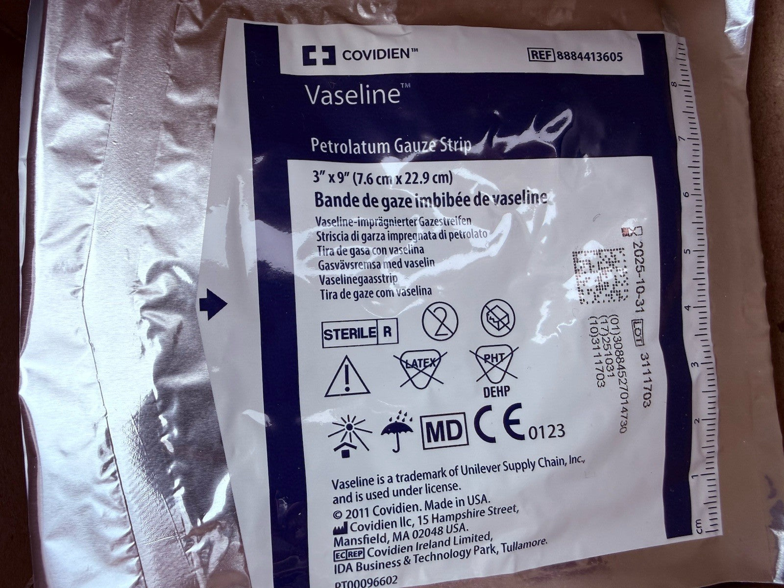 Covidien 8884413605 Vaseline Petrolatum Gauze 3" x 9" Sterile -100/Pk Exp 10/25