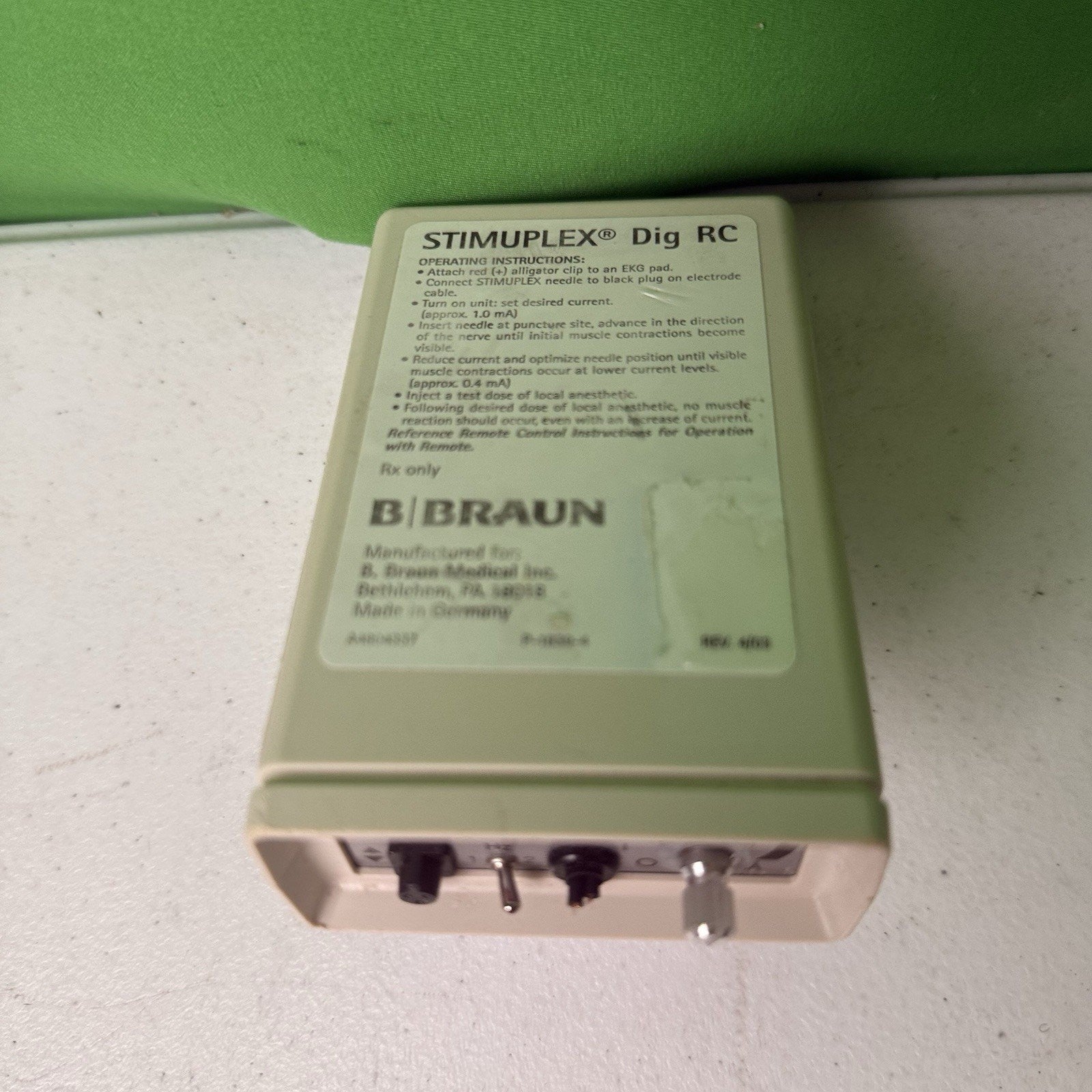 B. Braun Stimuplex Dig RC Ref 4891996B, Missing battery cover