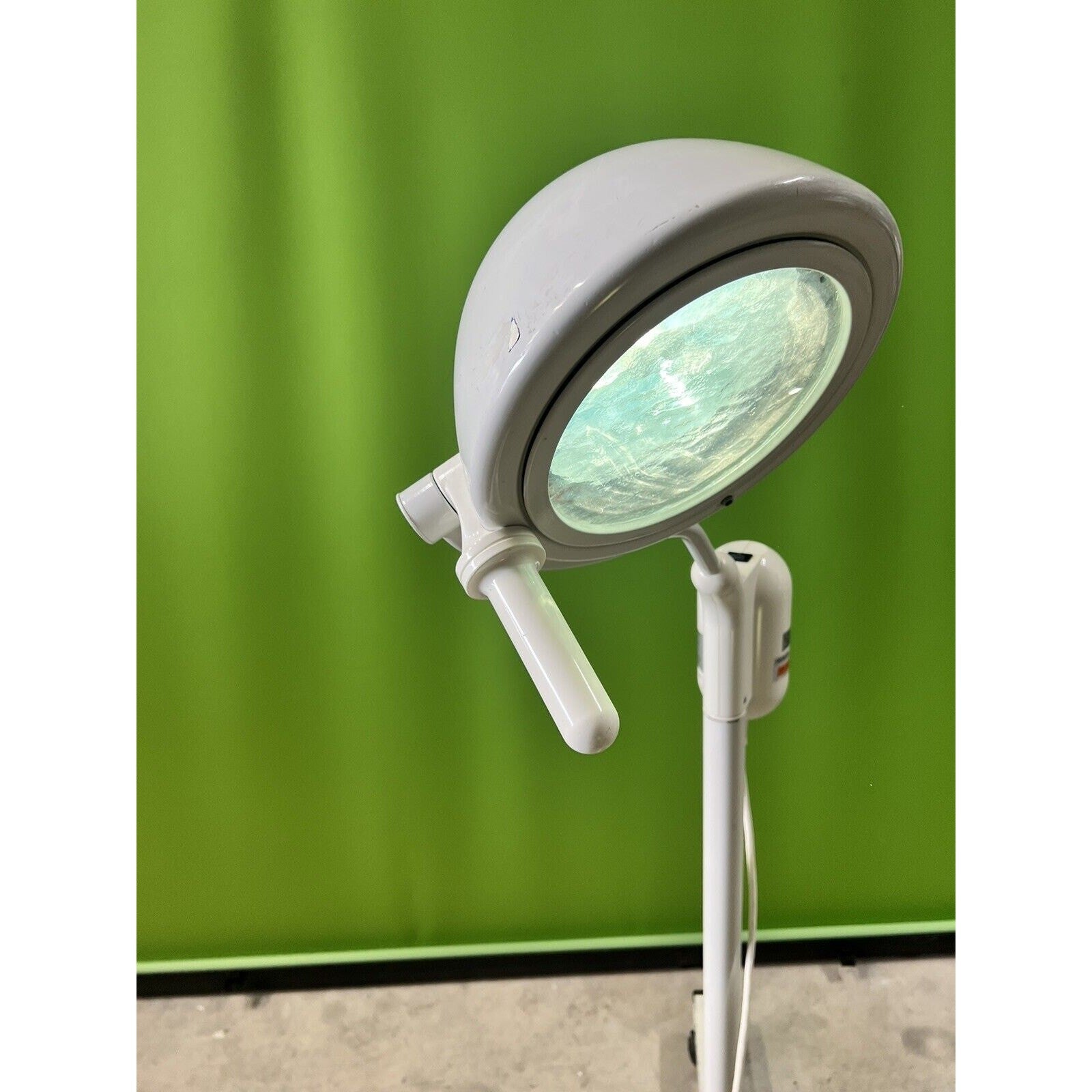 Hill Rom Heraeus Exam Light Minor Surgery on rolling base