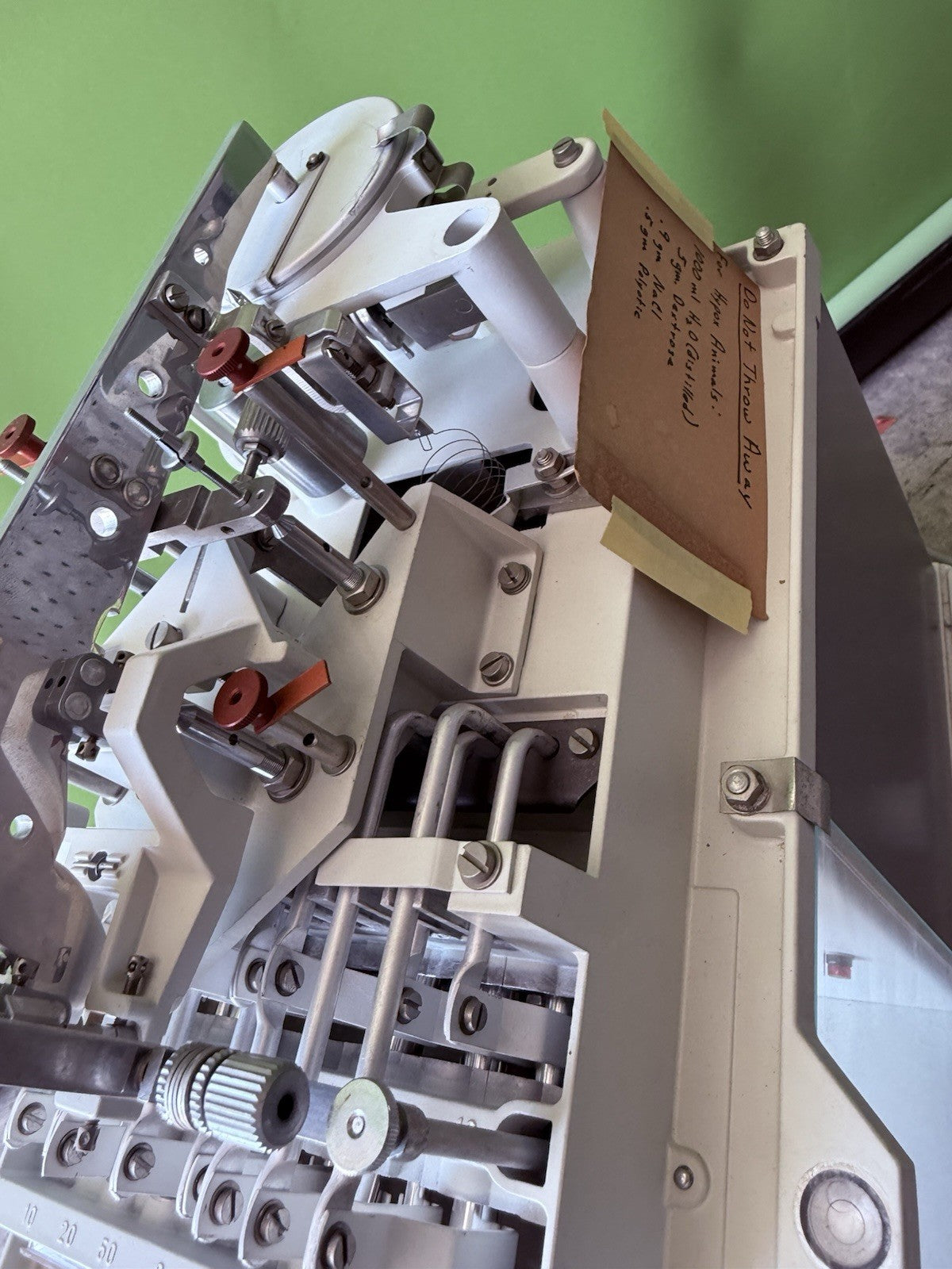 Sartorius 2432 analytical balance lab scale