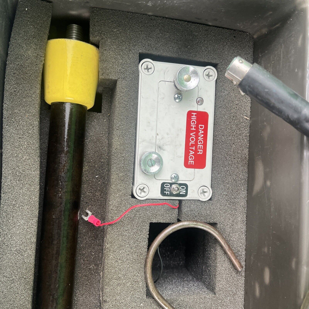 STB Electrical Test Equip. 0-20 KW, With Case