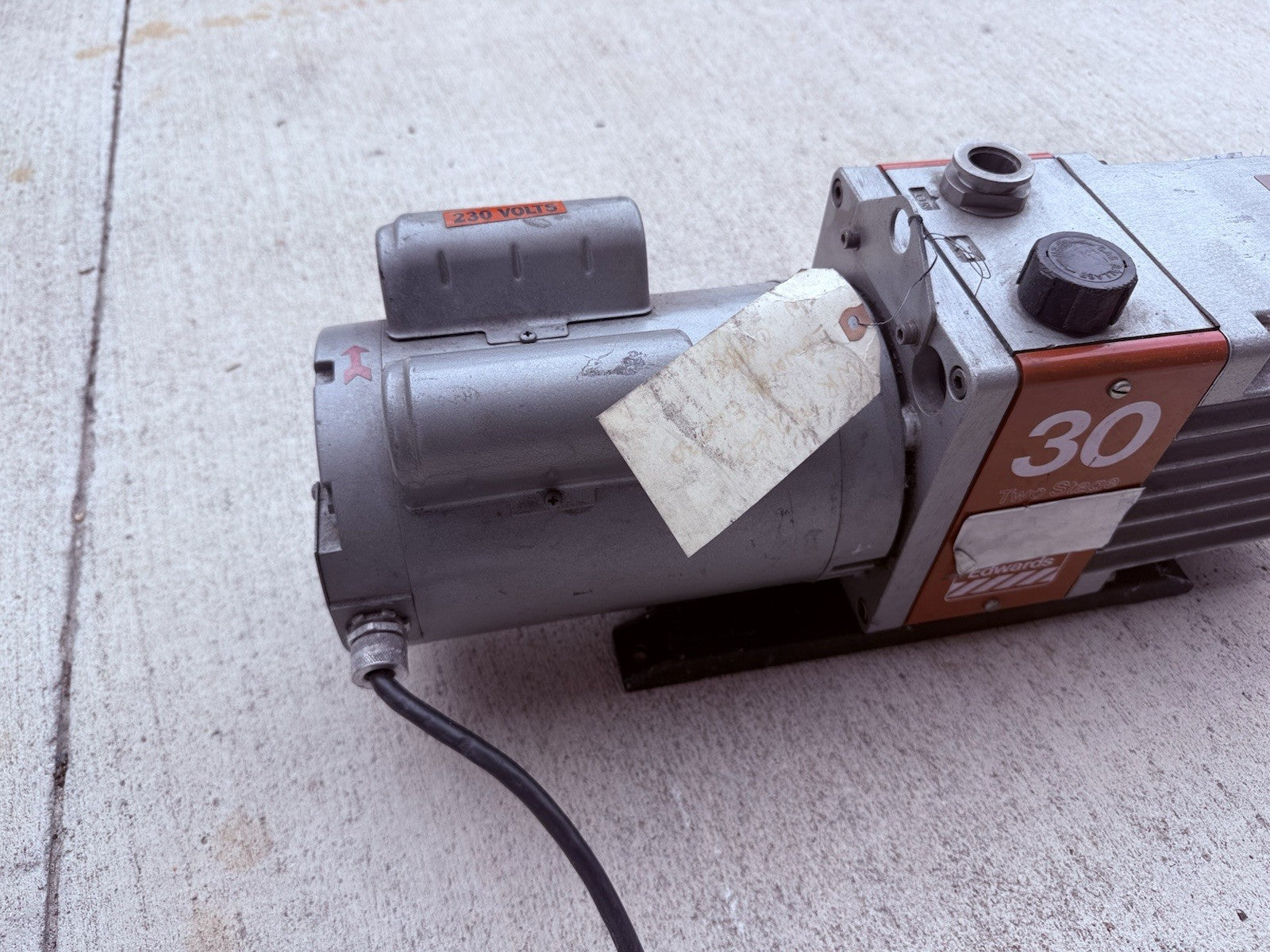 Edwards E2M30 Dual Stage Rotary Vane Vacuum Pump Tested and Working