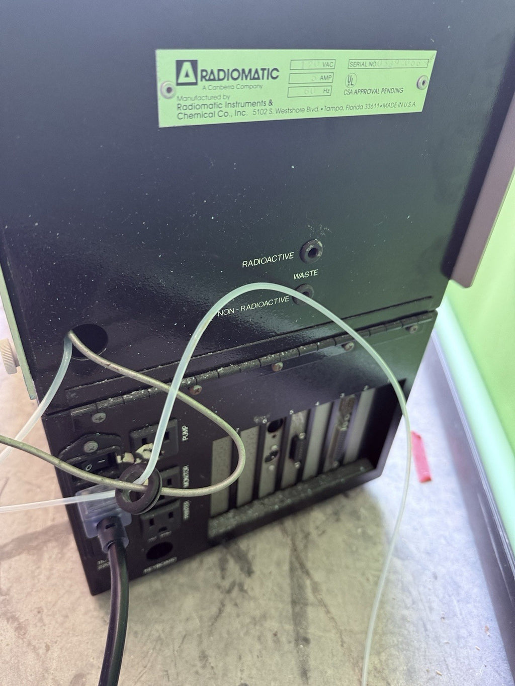 CANBERRA RADIOMATIC INTRUMENTS A-100 RADIOACTIVE FLOW DETECTOR FLO-ONE BETA