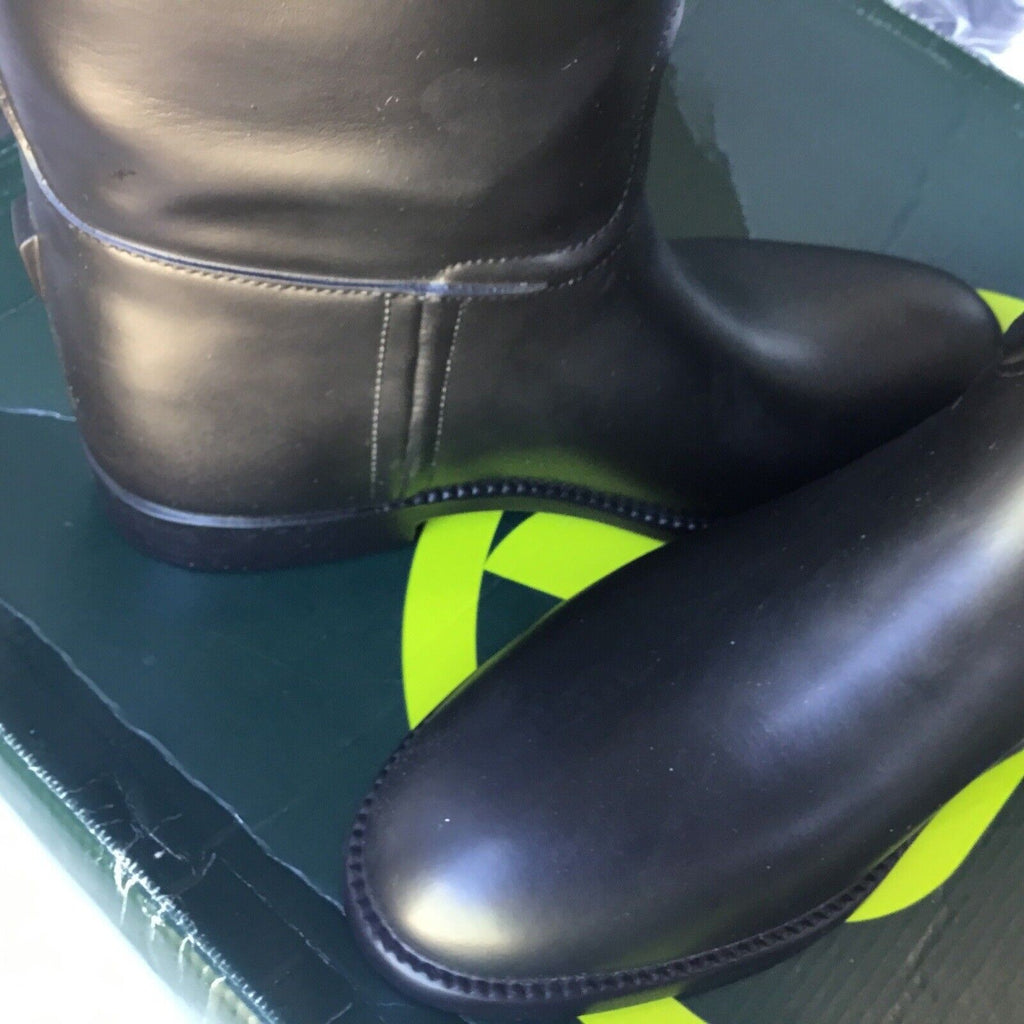Aigle Ecuyer S Black Women's Size 5