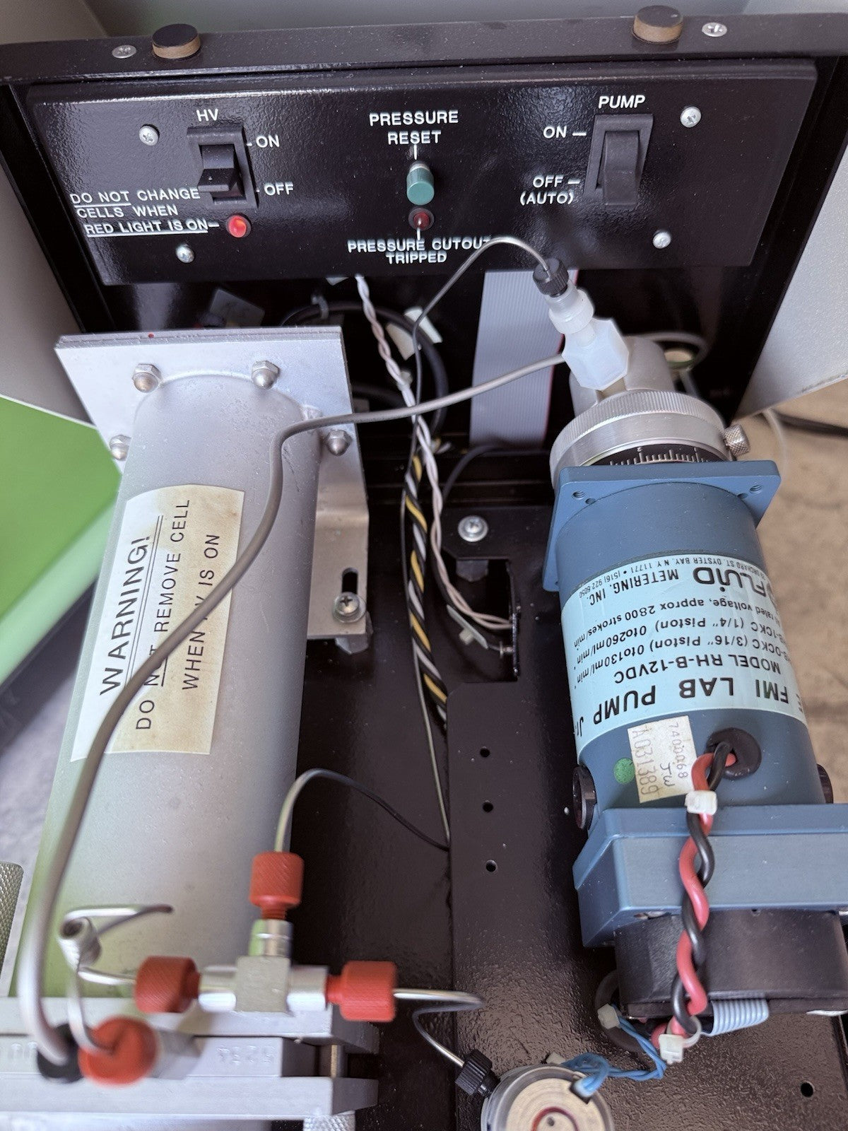 CANBERRA RADIOMATIC INTRUMENTS A-100 RADIOACTIVE FLOW DETECTOR FLO-ONE BETA