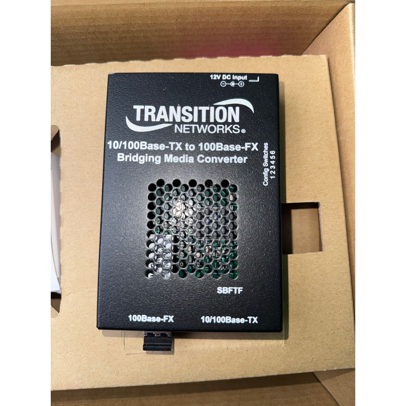 Transition Networks SBFTF 10/100/1000B-T to 1000BASE-FX Bridging Media Converter