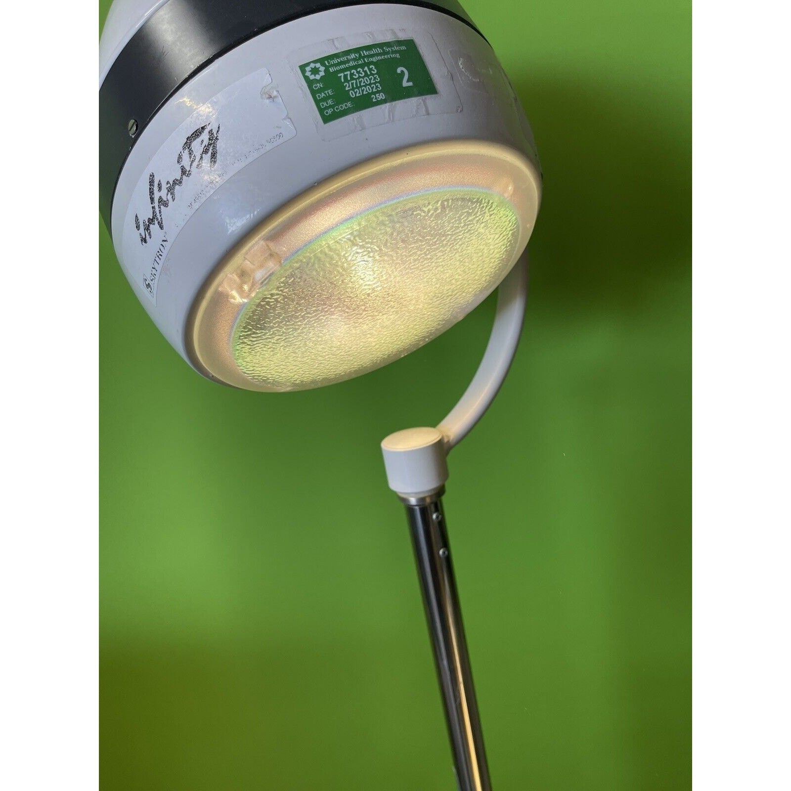 SKYTRON I9 SURGERY PROCEDURE LIGHT. Works