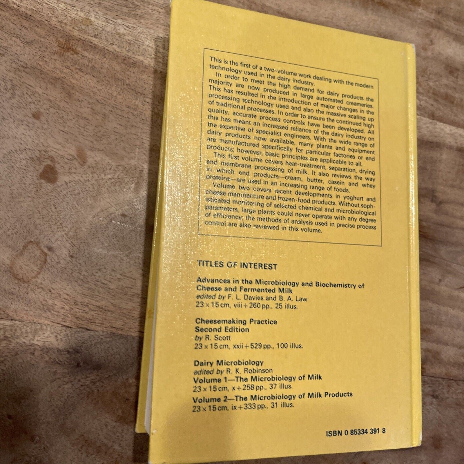 MODERN DAIRY TECHNOLOGY: ADVANCES IN MILK PRODUCTS V. 2 By R. K. Robinson *Mint*