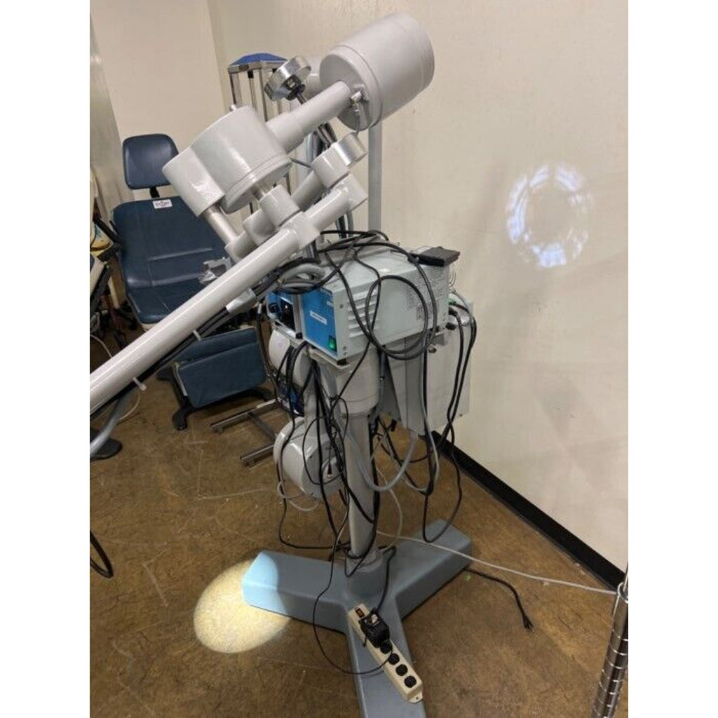 Carl Zeiss OPMI CS-NC Surgical Microscope & Superlux 300 Fiber Optic Illuminatio