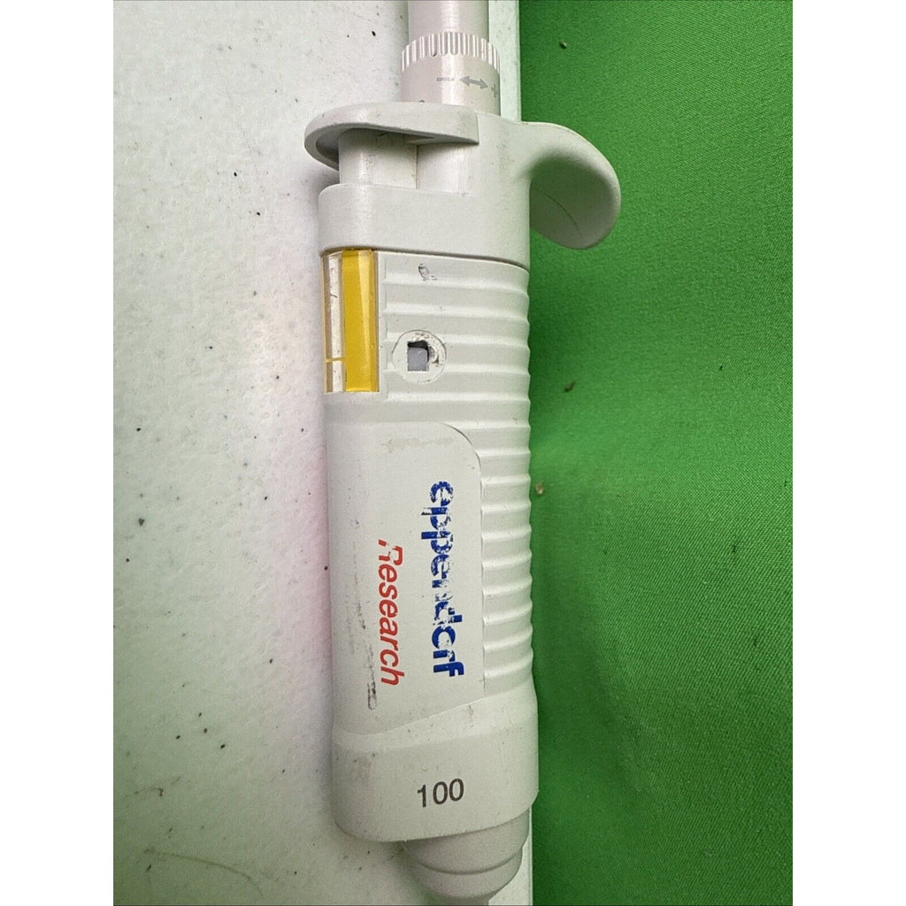 Eppendorf Research Adjustable Volume Single Channel Pipette, 100 - 1000 uL.
