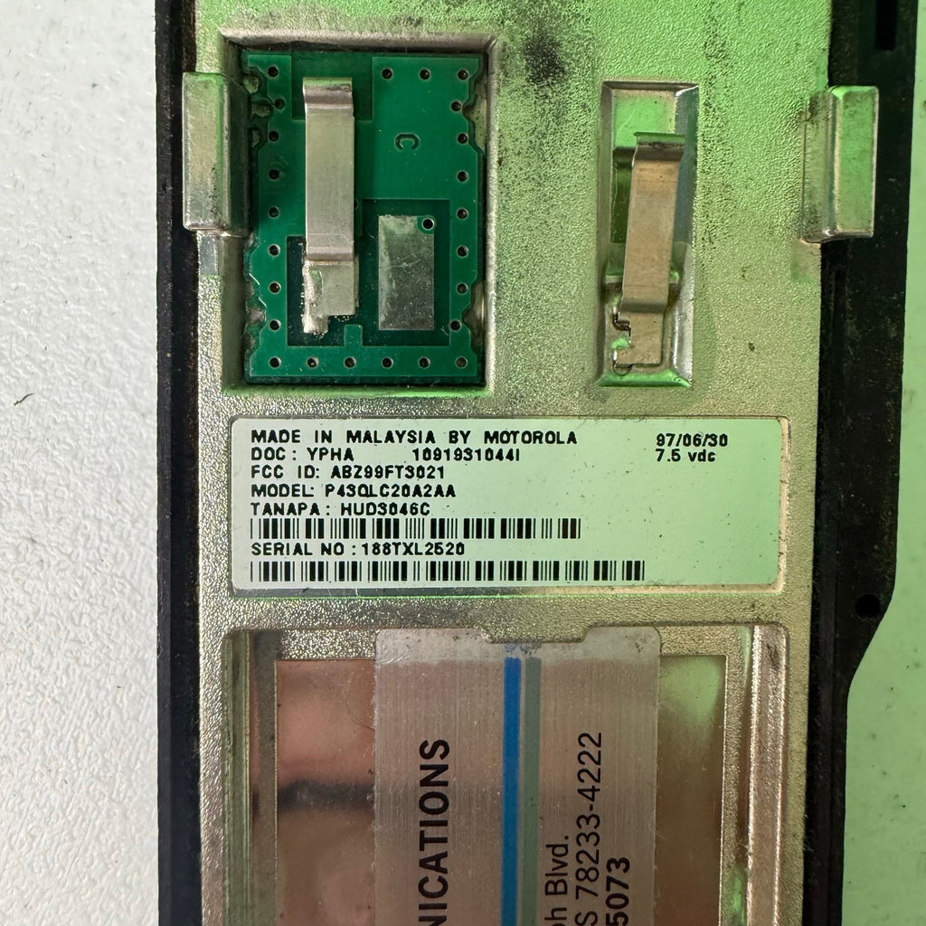 Motorola Radius P110 UHF With New Antena, P43QL C20A2AA