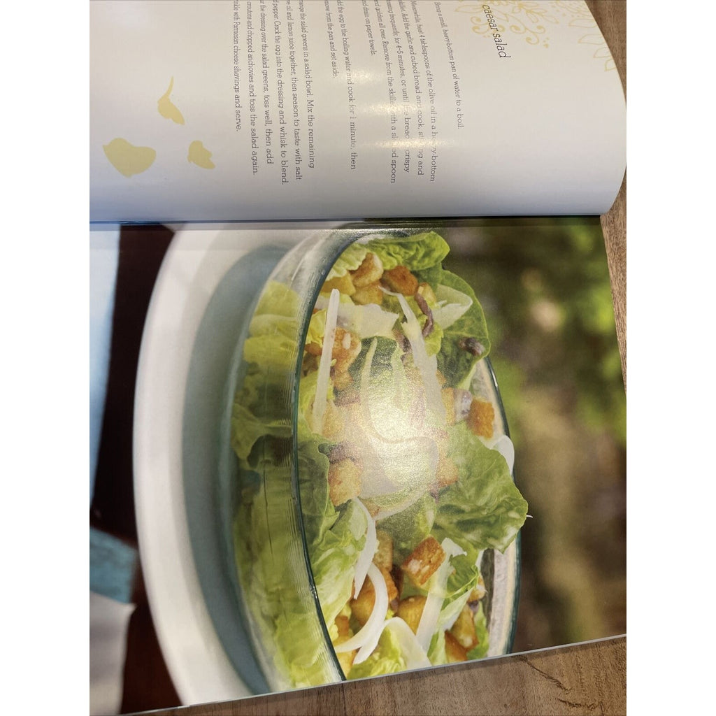 Simple But Perfect Salads: The Taste of Summer All Year Round - Hardcover
