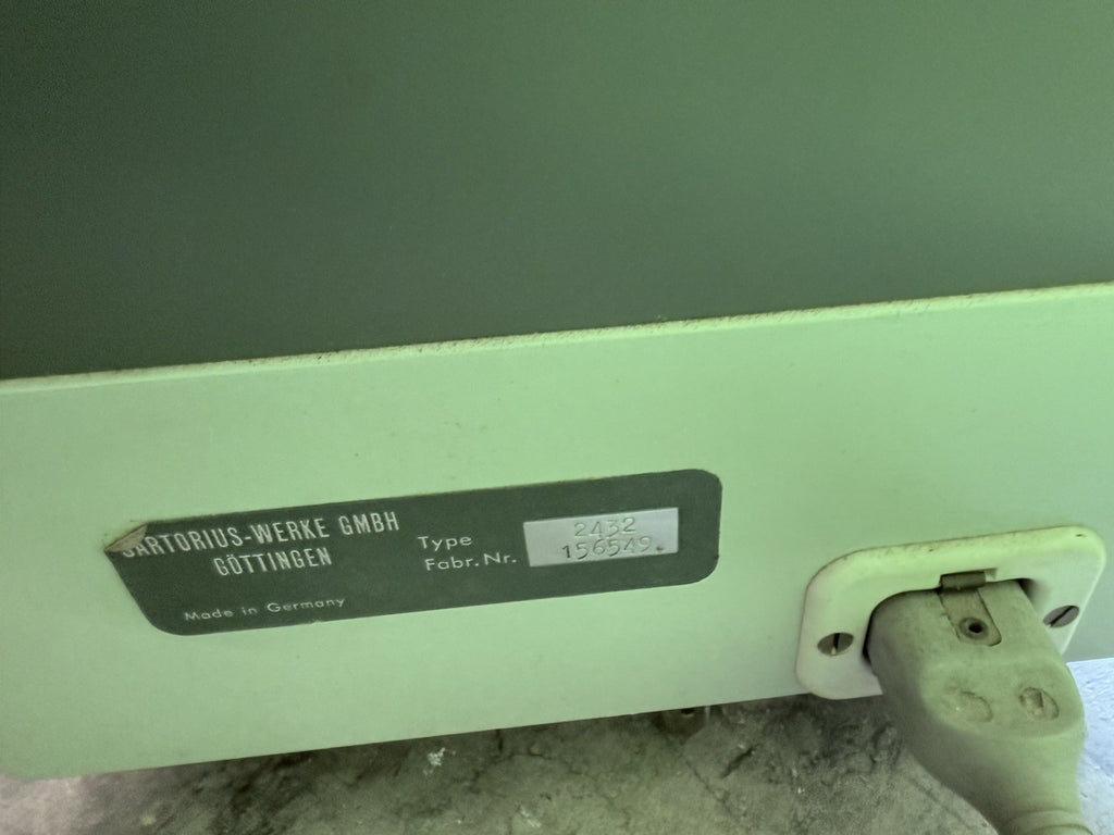 Sartorius 2432 analytical balance lab scale