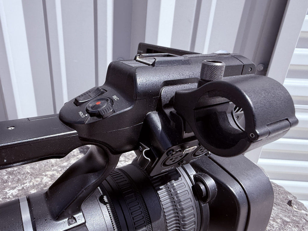 JVC GY-HM600U Professional Camera ProHD Handheld Camcorder W New Battery Charger
