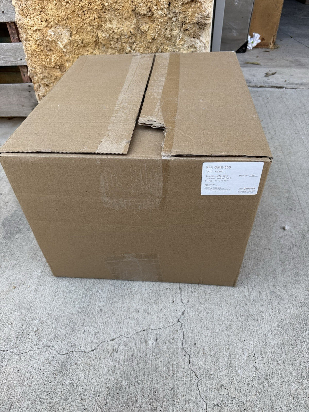 DNA Genotek OME-505, Use by  2023-02-22