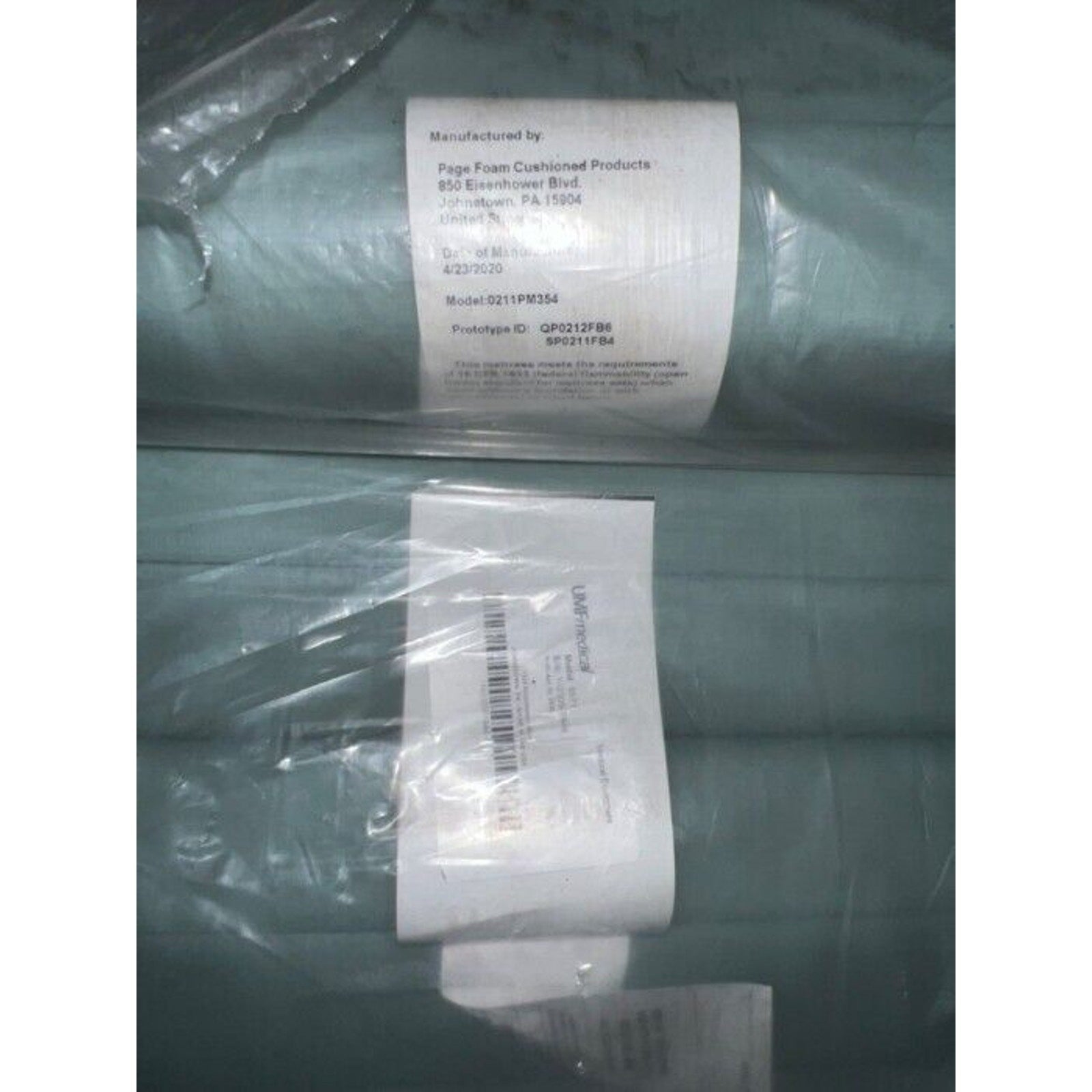 UMF Medical Mattress, Green 8571, 35” W x 79” L x 4” D
