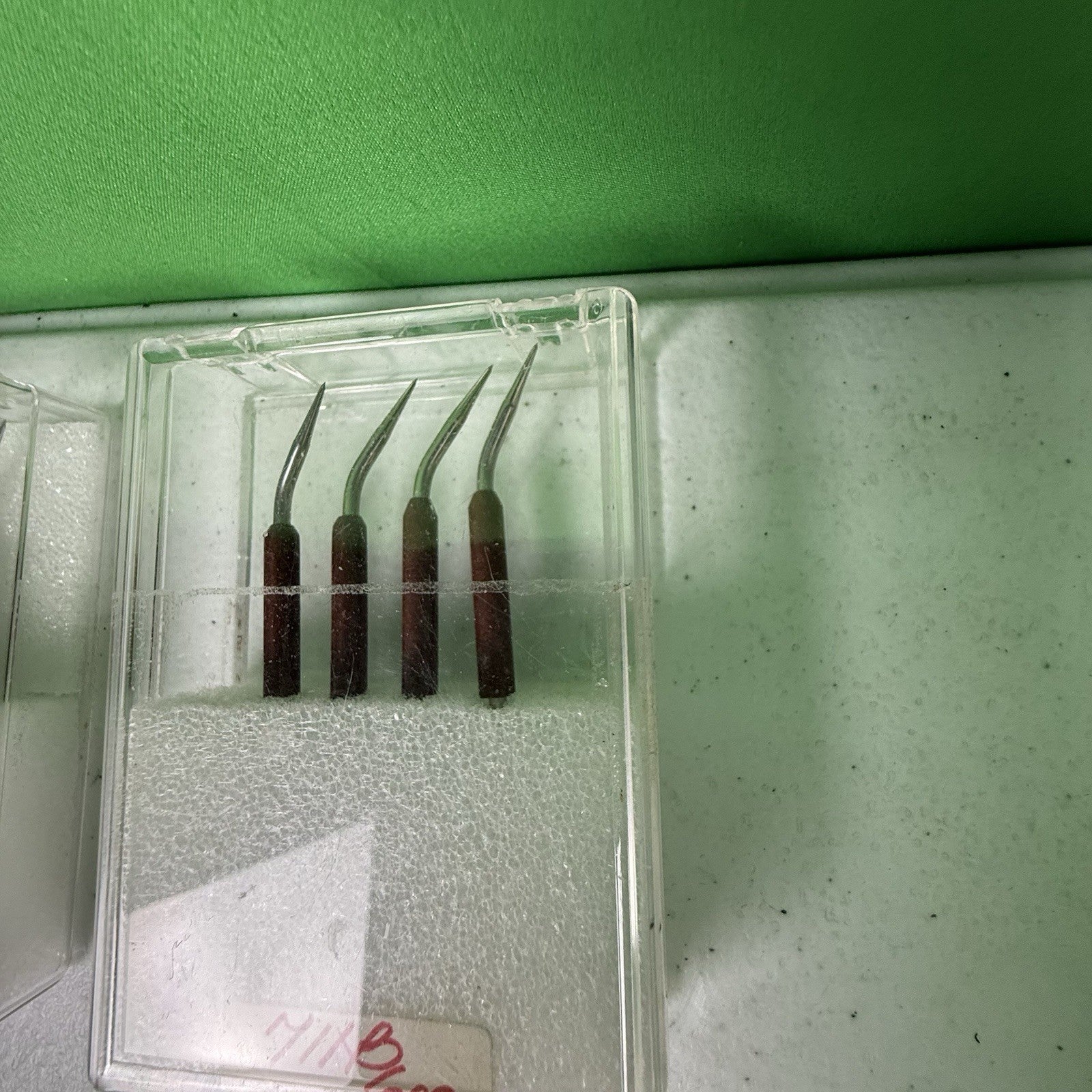 714 EPILATIONNEEDLE SETTHE BIRTHER CORPORATION. 4 Units