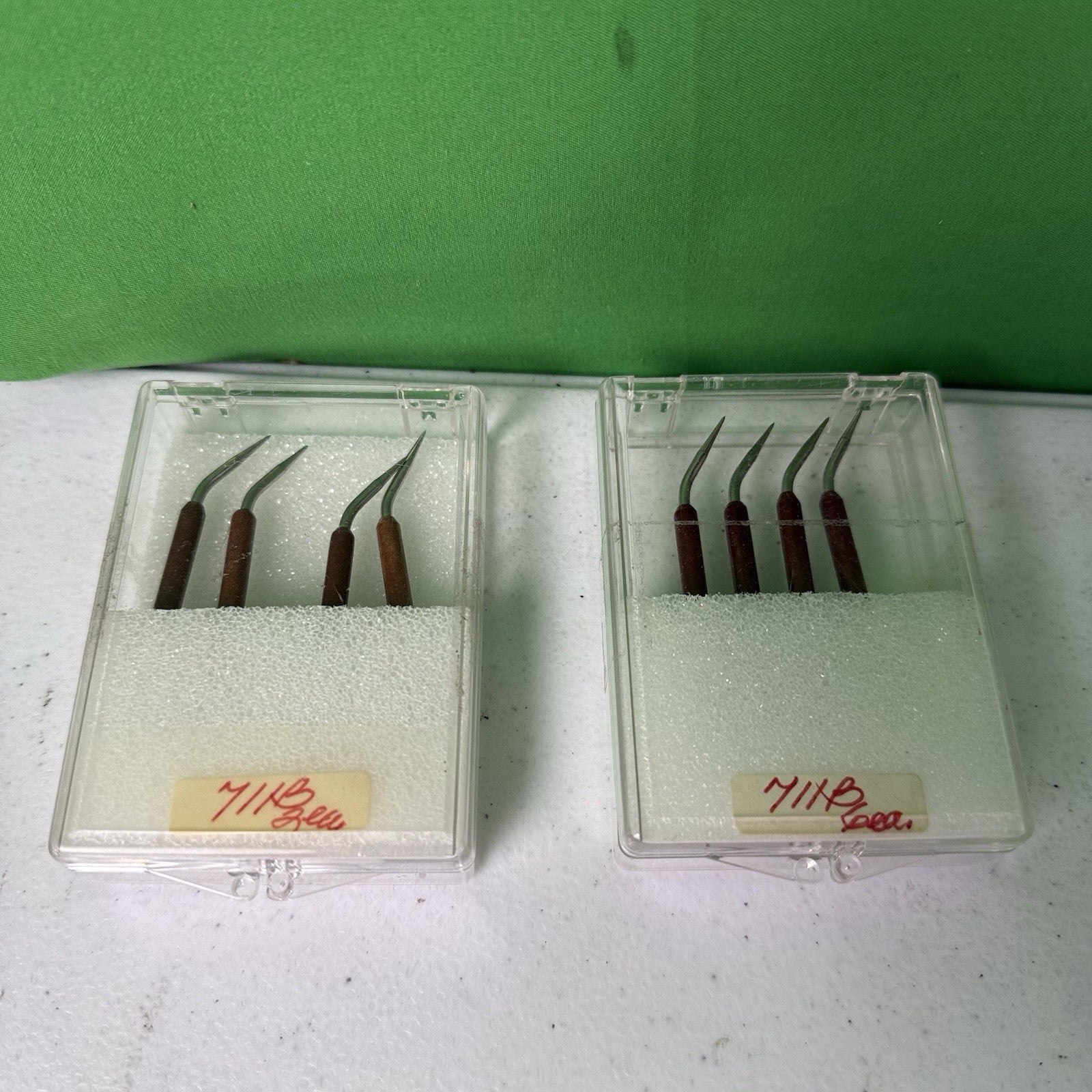 714 EPILATIONNEEDLE SETTHE BIRTHER CORPORATION. 4 Units