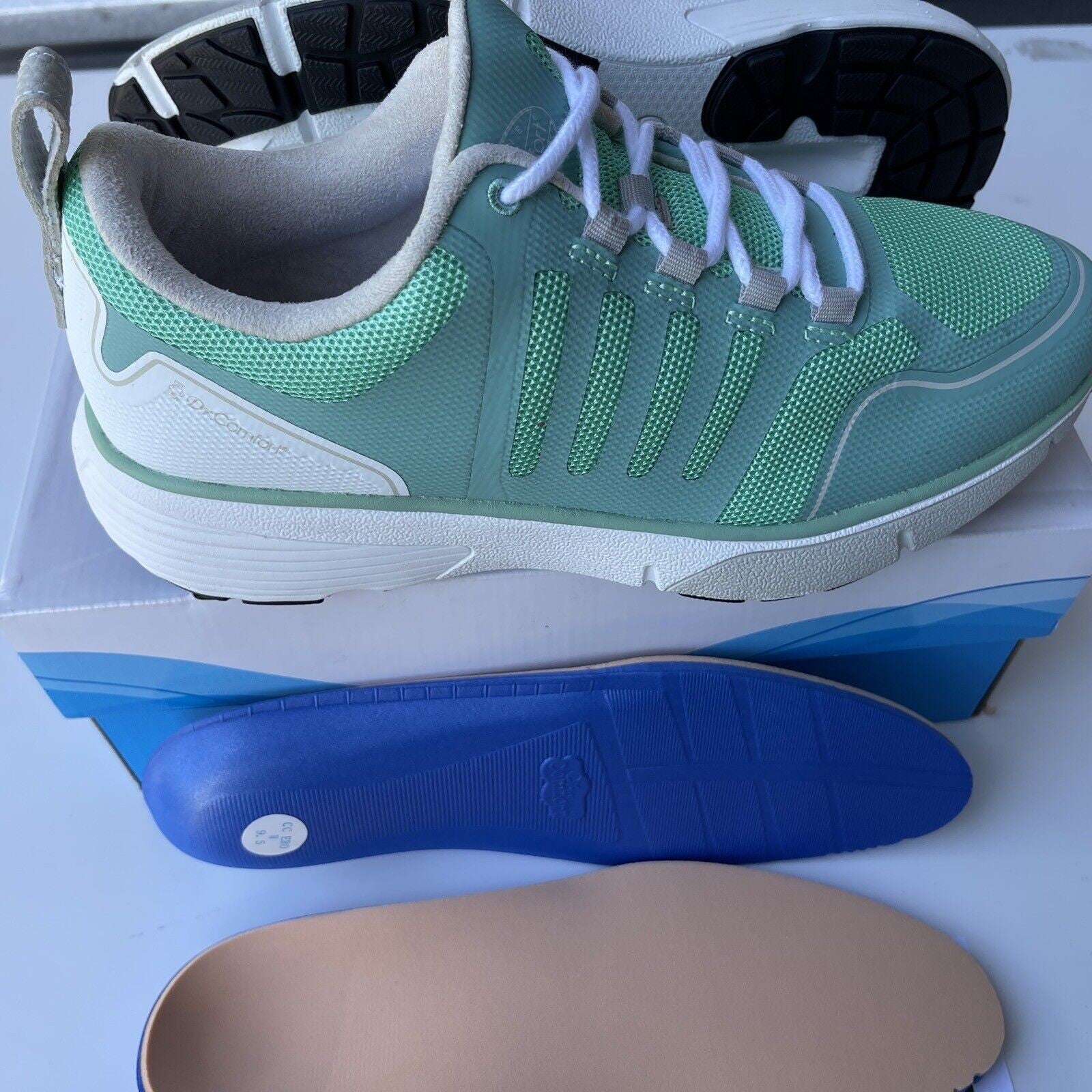 Dr Comfort Grace Green White Therapeutic Diabetic Orthopedic Women's Shoes 9.5 W