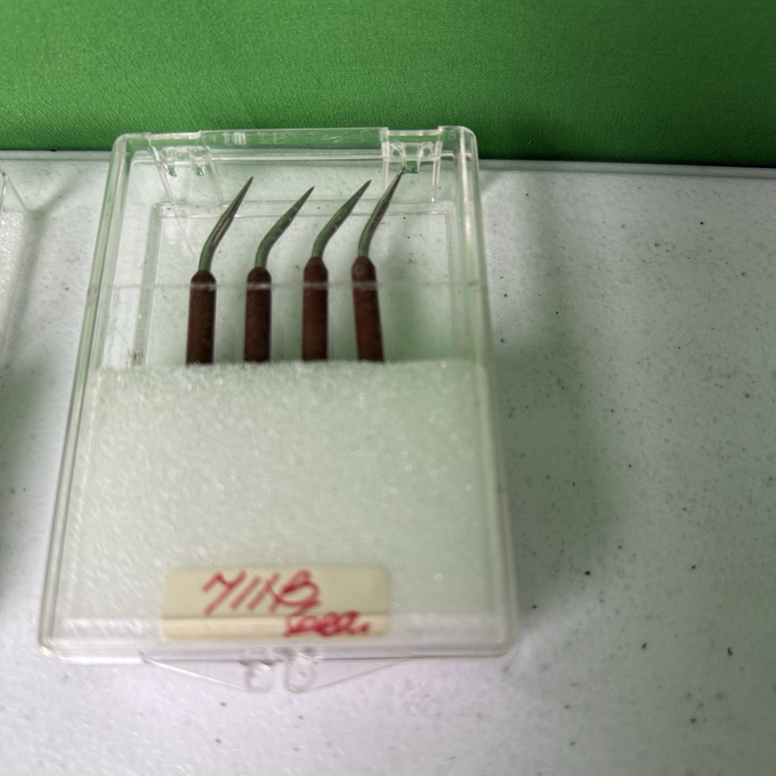 714 EPILATIONNEEDLE SETTHE BIRTHER CORPORATION. 4 Units