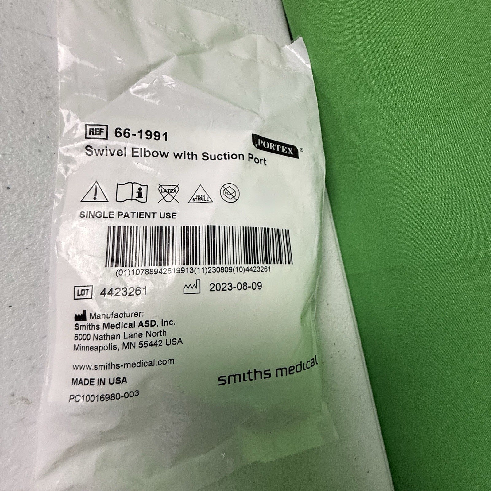 Smiths medical Swivel Elbow with Suction Port 66-1991