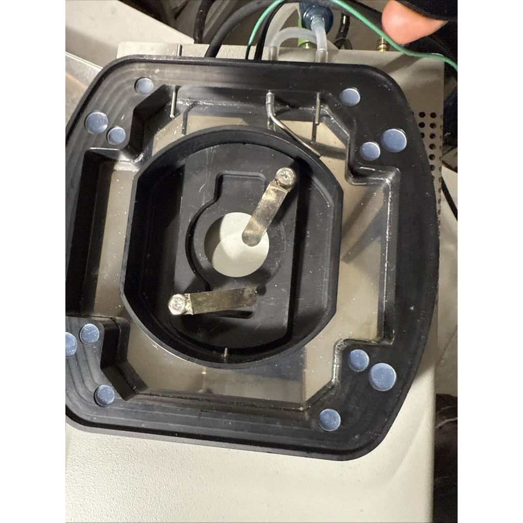 INU INCUBATION SYSTEM FOR MICROSCOPES TOKAI HIT MODEL INU-ONICS-F1 With Adaptor