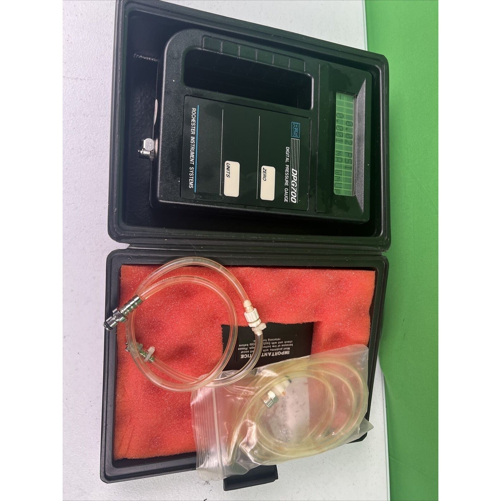 RiS DPG700 Digital Pressure Gauge DPG-700-100