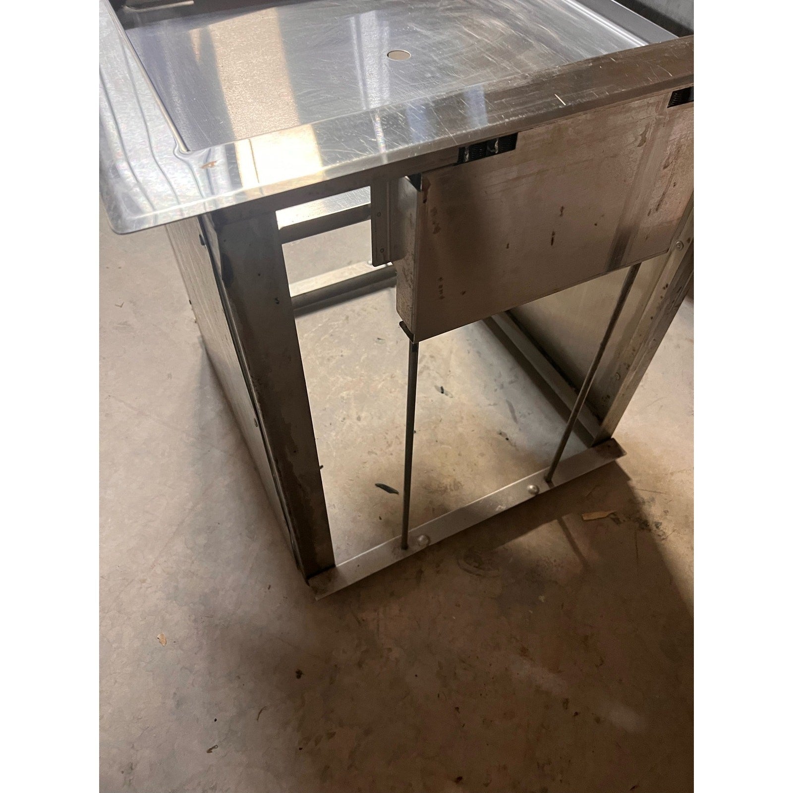 DELFIELD LT-2020 DROP-IN 20" X 21" TRAY DISPENSER